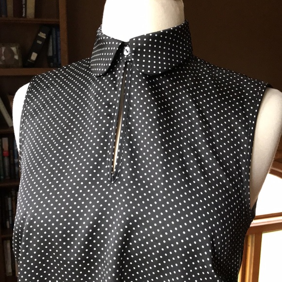 Ann Taylor sleeveless blouse - Picture 2 of 6